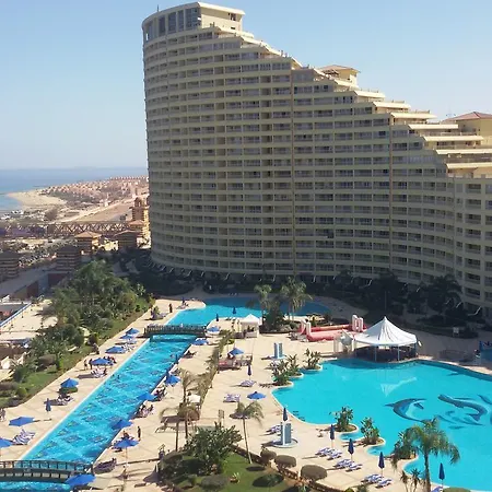 Porto Sokhna Pyramids Apartments With Sea View Families Only